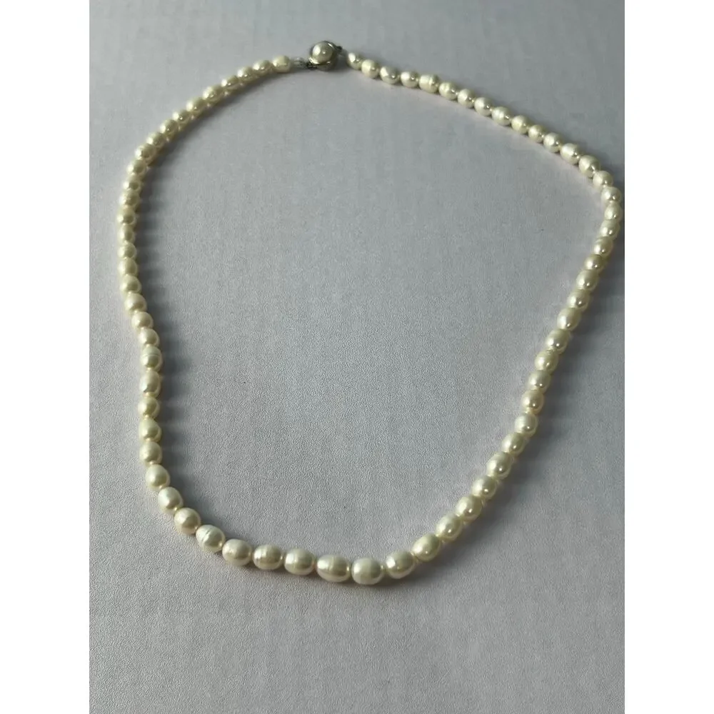 Vintage timeless elegant